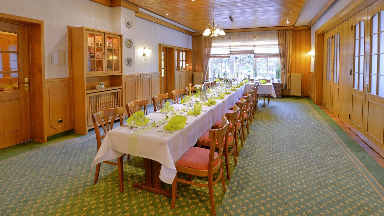 Landhotel Zur Eiche Buxtehude Exterior photo